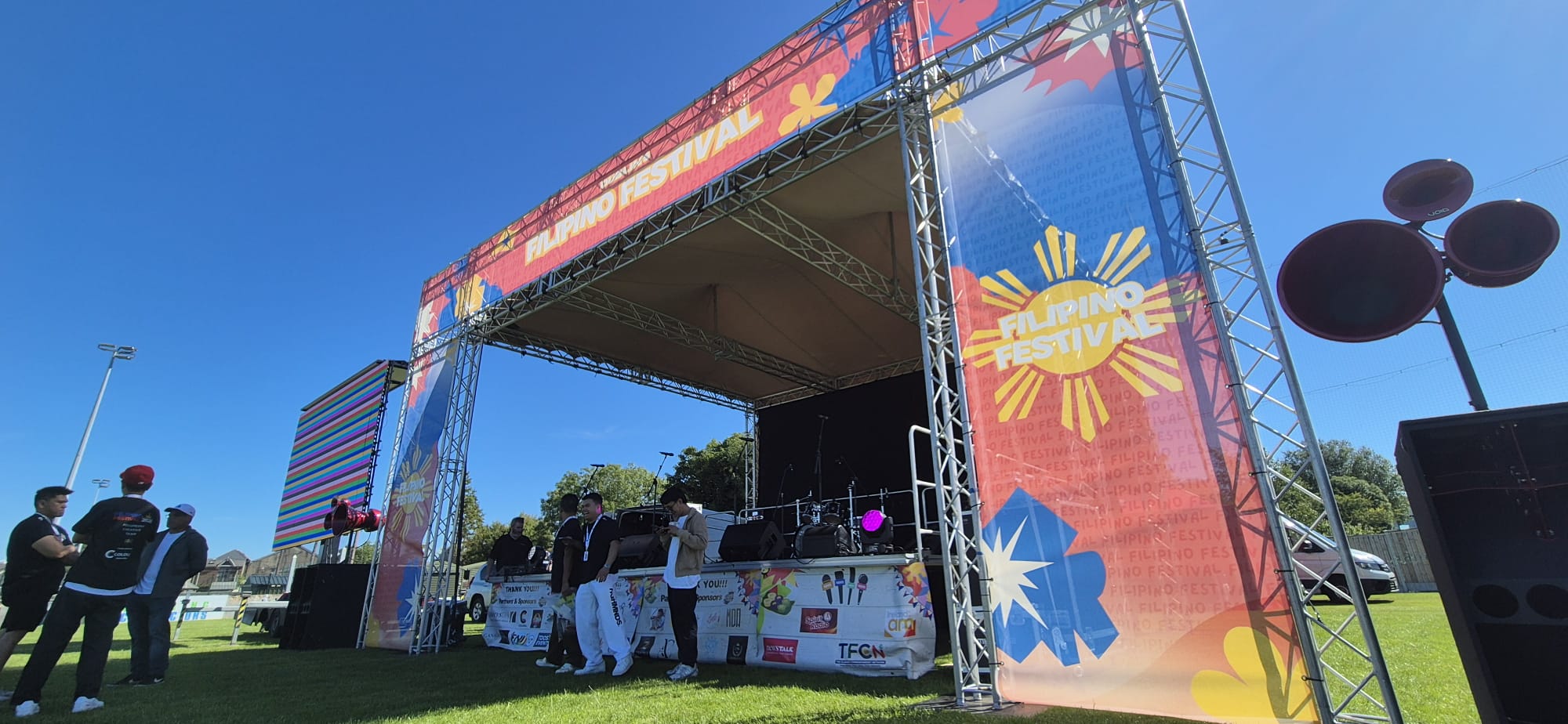 BILD filipino stage angle